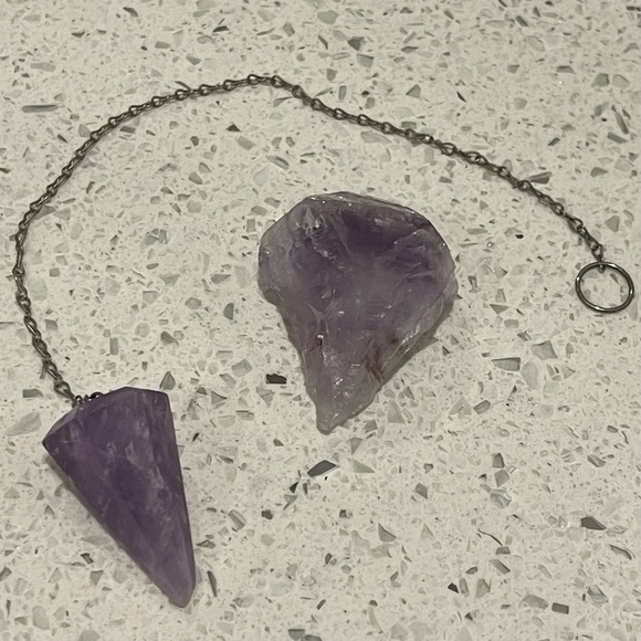 Amethyst Pendulum & Raw Crystal Stone Set – Chakra Healing & Energy Work - Picture 1 of 7